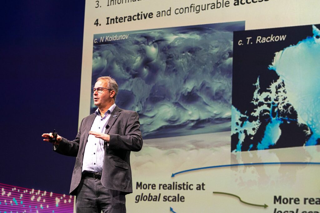 Dr Nils Wedi during his introduction of Destination Earth’s use of HPC at the SC22. 