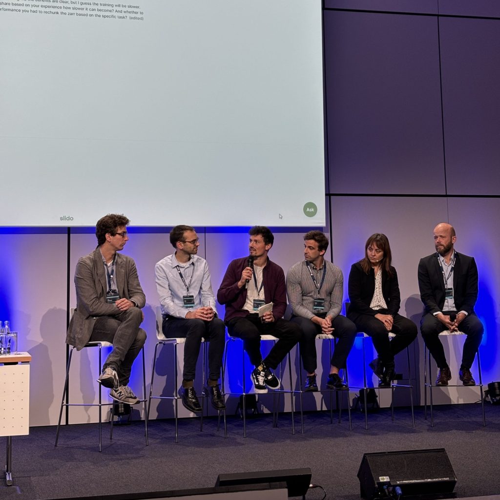 From left to right: Lasse Rabsensein (Drift+Noise Polar services), Thomas Nipen (MET Norway), Jakob Schlör (ECMWF), Sébastien Tétaud (ESA), Miruna Stoicescu (EUMETSAT) and Tobias Edman (Research Institutes of Sweden) during the panel discussion on AI and machine learning.